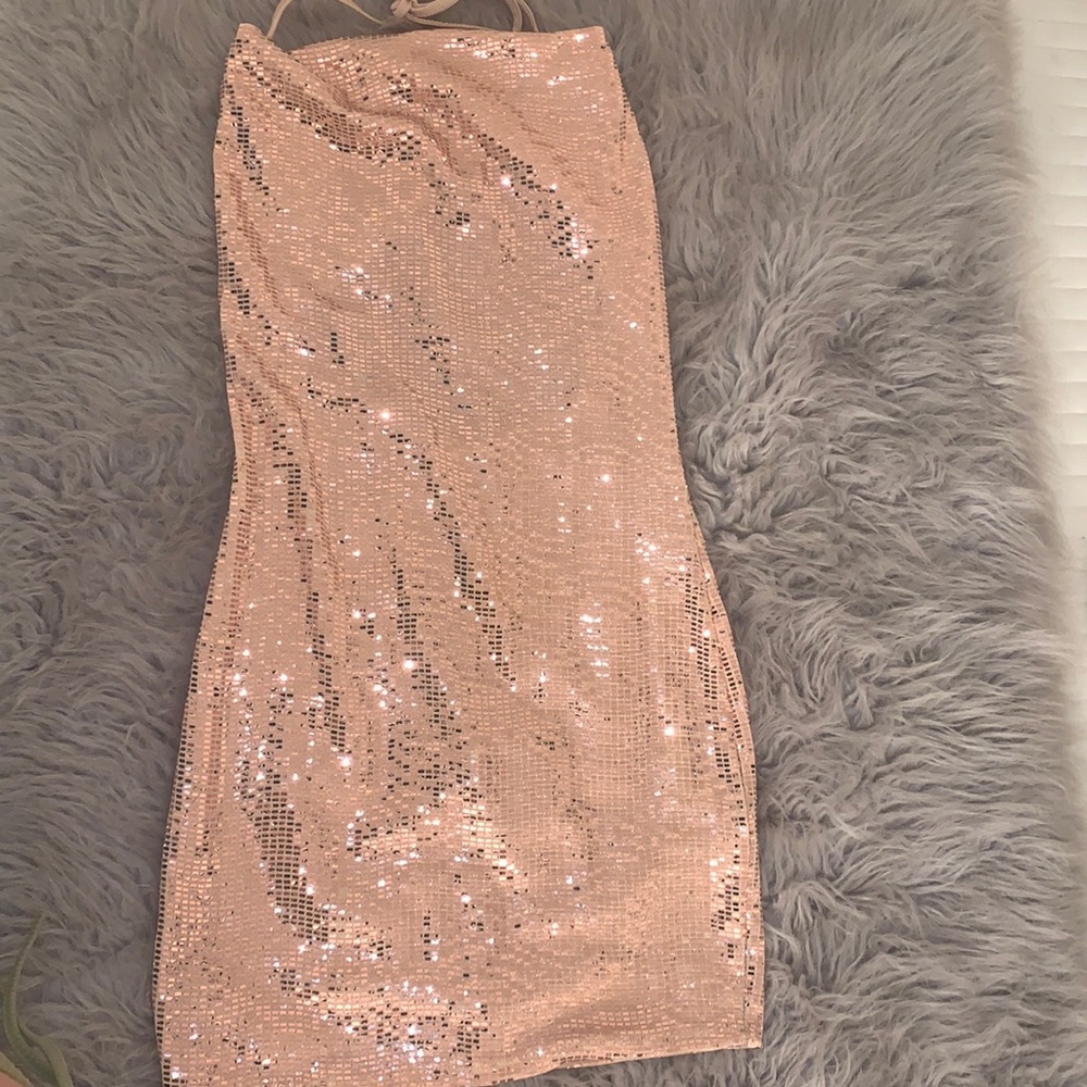Short dress
